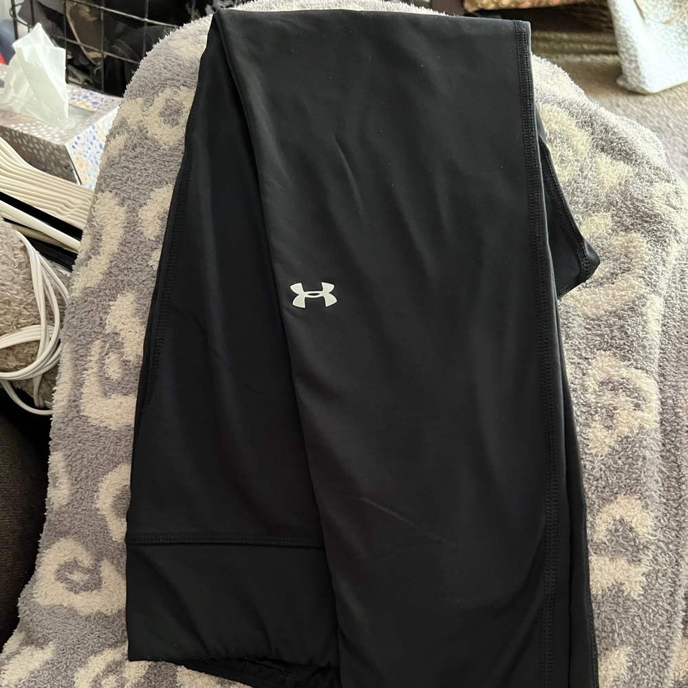 UA leggings. EUC.